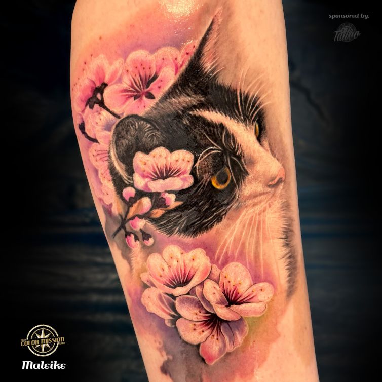 Cat_cherryblossom_tattoo_by_Maleike Kopie