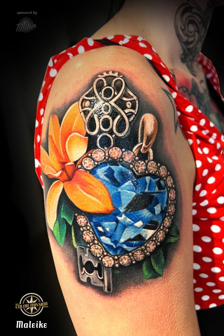 Lily_tattoo_by_Maleike Kopie